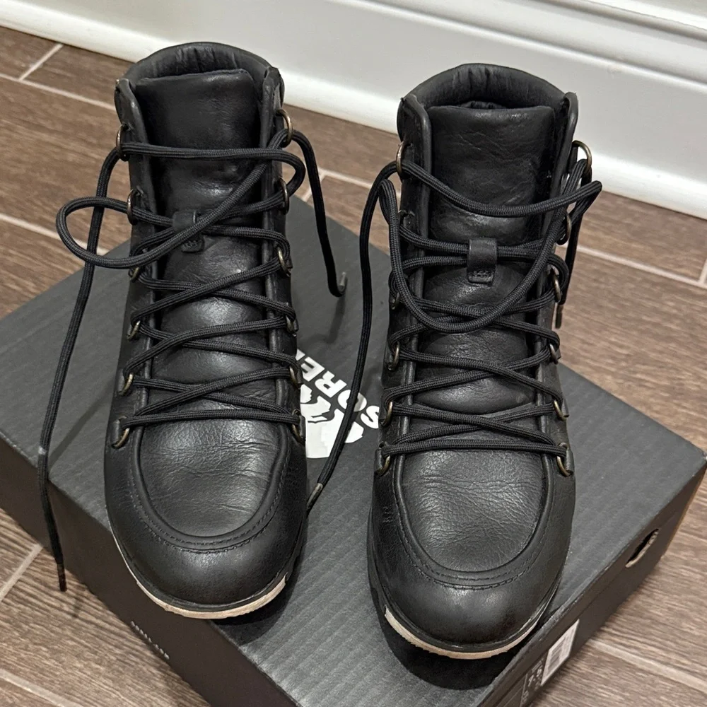 Sorel Black Leather Lace-Up Boots - Picture 7 of 11
